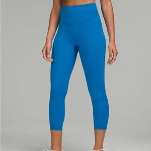 Base Pace High-Rise Crop 23"